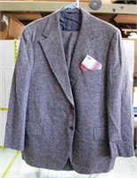 New Men's Wool Suit, Size 42, Waist 46