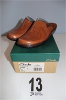 Size 8M Clark Shoes