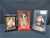 3 ORIENTAL DOLLS IN CASES