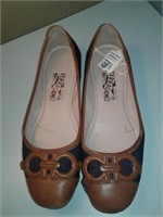 Ladies Shoes Ferragamo Flats Size 9