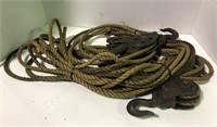 Vintage Pulley System w/ Rope