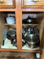 Miscellaneous pot and pan set