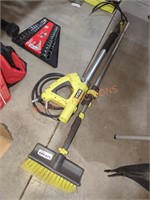 Ryobi Telescoping Scrubber