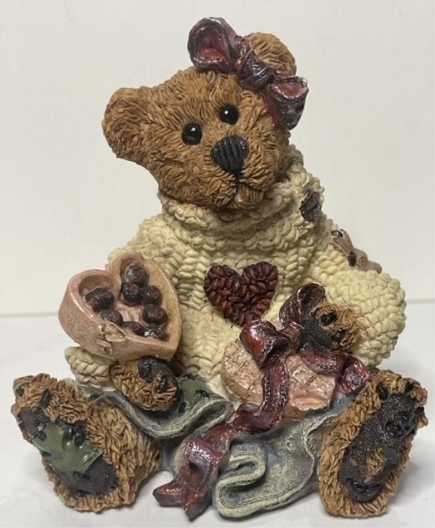 Art, Cabbage Patch, Boyd's Bears, and More Nice Items!