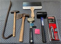 W - MIXED LOT OF HAND TOOLS (Q109)