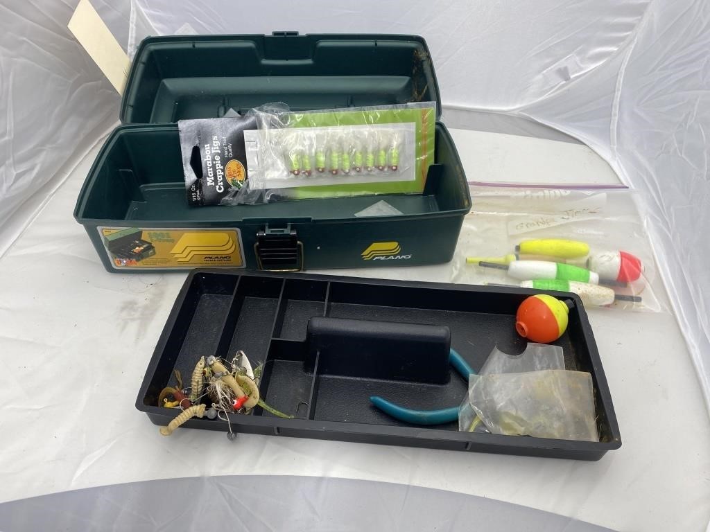 Tackle Box w/Contents 13"x5"