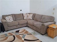 Ashley Furniture 3-Pc Sectional