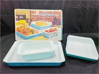 Vintage Blue Pyrex Baking Dishes New In Box