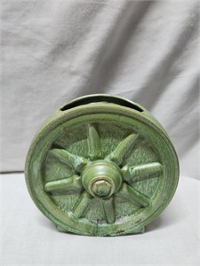 Wagon Wheel Vase