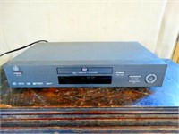 GE DVD / CD Video / CD Player Model GE1401P