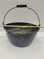 ENAMELED KETTLE