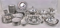Wilton Armetale lot: Plates / Bowls / Platters /