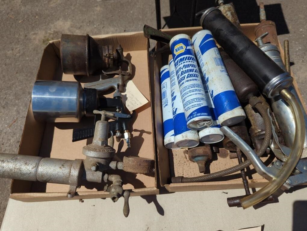 GREASE AND PAINT GUN ASSORTMENT