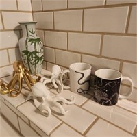 Octopus Mugs & Decor w/ Vase
