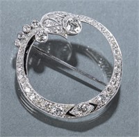 Art Deco diamond brooch in platinum.