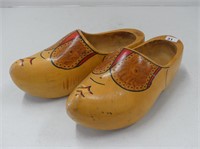 MADE IN HOLLAND WOODEN CLOGS