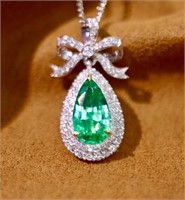 1.7ct Natural Emerald 18Kt Gold Pendant