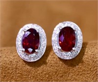 1.2cts Pigeon Blood Ruby 18Kt Gold Earrings