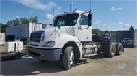 2005 Freightliner Columbia 120 Truck Tractor T/A 1