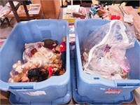 Container of dolls including Barbie and friends,