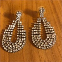 Vintage Rhinestone Drop Earrings