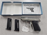 Jennings j22 pistol with 2 mags. (No shipping)