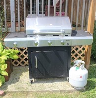 CharBroil Infrared Grill with Extra Full Tank