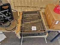 OUTOUTDOOR PORTABLE CHARCOAL GRILL