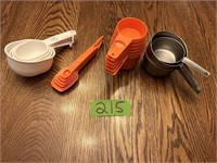 Tupperware Measering Cups & Goodcook