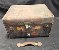 Antique gentleman's leather travel case for his