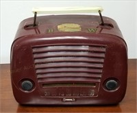 Sonora Model 101 'Lunch Box' Portable Tube Radio