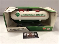 1/16 Ertl John Deere Anhydrous Ammonia