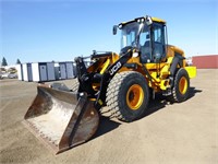 2022 JCB 427ZX T24F Wheel Loader