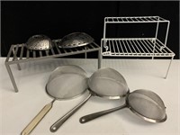 METAL SHELVES FOR CABINETS AND STRAINERS