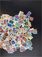100s of Used Canadian Stamps