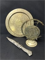 Small brass gong, brass tray & metal dagger letter