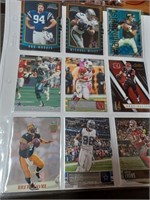 Lot of 18 Collector Football Sports Cards