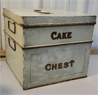 Cake/Chest tin box