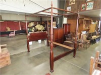 Queen Size Mahogany Finish Canopy Bed