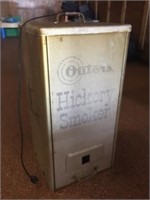 Outers Hickery Smoker