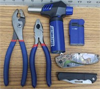 Tools and knives lot