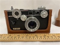 Vintage Argus C3 camera with Case