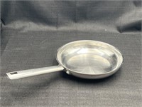 10in Wolfgang Puck Omelette Pan