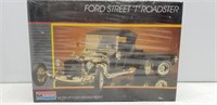 SEALED '87 STREET ROADSTER PLASTIC MODEL