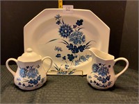 Vintage Royal Staffordshire J & G Meakin Creamer