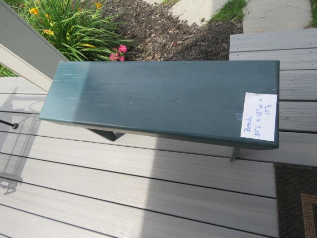 OUTDOOR BENCH