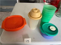 TUPPERWARE LOT