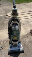 Bissell lift off vacuum cleaner works