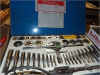45PC SAE TAP AND DIE SET WITH SOME EXTRAS IN A BOX