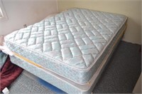 Queen Complete Bed